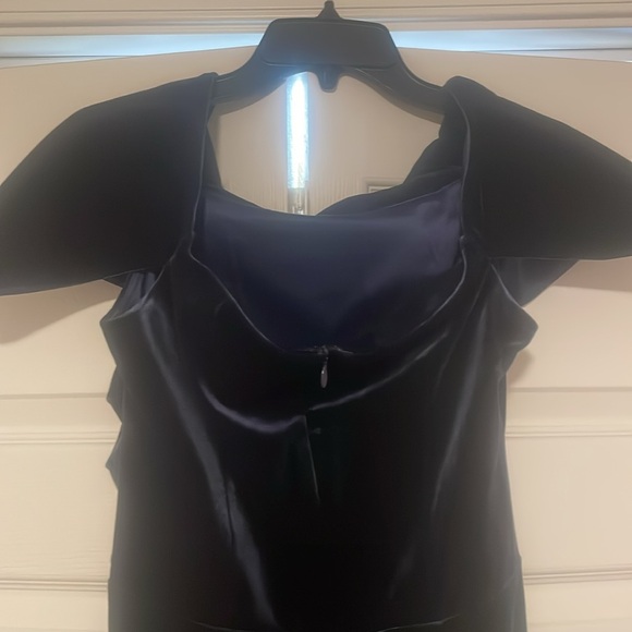 Navy Blue Velour formal/cocktail dress perfect for your next event - Picture 3 of 3